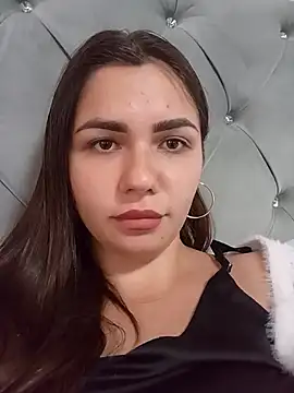 HannahMeid online show from September 15, 2025, 9:53 am
