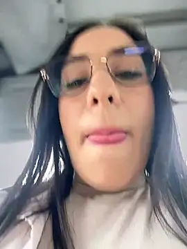 Snapshot of __IRIS__ chatting on September 12, 2025, 2:39 pm   IRIS   online show from September 12, 2025, 2:39 pm