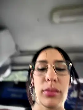 Snapshot of __IRIS__ chatting on September 29, 2025, 7:51 pm   IRIS   online show from September 29, 2025, 7:51 pm