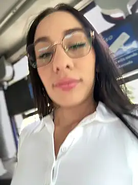 Snapshot of __IRIS__ chatting on October 21, 2025, 1:56 pm   IRIS   online show from October 21, 2025, 1:56 pm