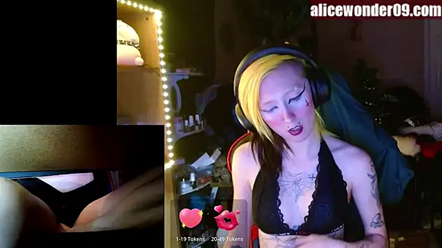 Snapshot of alicewonder09 chatting on December 24, 2024, 6:55 am alicewonder09 online show from December 24, 2024, 6:55 am