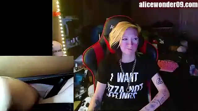 alicewonder09 online show from December 29, 2024, 5:10 am