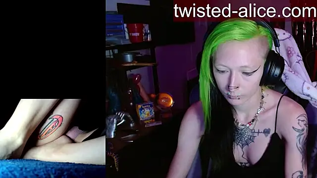 alicewonder09 online show from June 15, 2026, 3:09 am