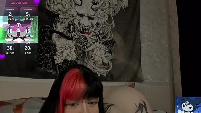 t0riayun0 online show from October 15, 2025, 3:12 pm