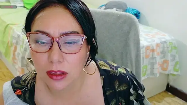 Snapshot of hottplay chatting on March 15, 2026, 6:25 pm hottplay online show from March 15, 2026, 6:25 pm