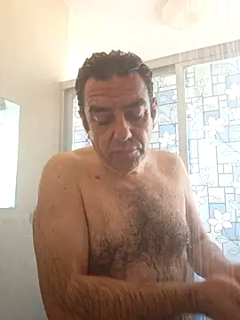 FernandoReuterG online show from December 5, 2025, 2:14 pm