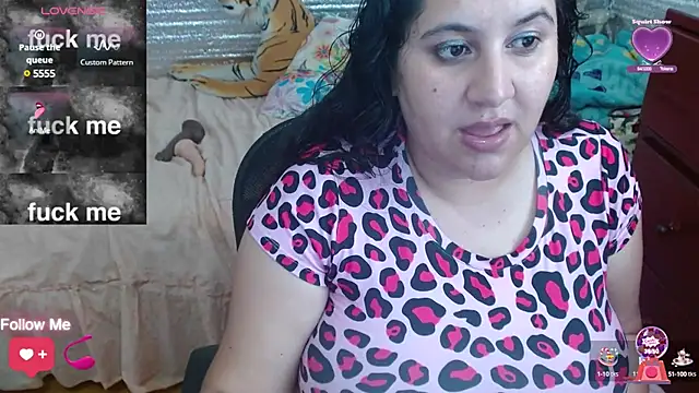 EMILY-NESSA online show from March 19, 2025, 7:38 pm