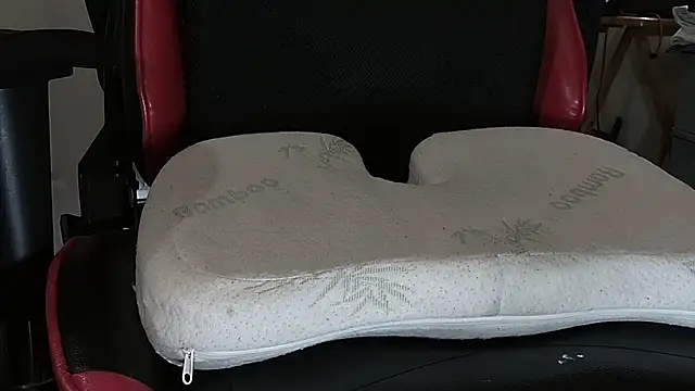 shimmeringcock niceass online show from December 26, 2024, 11:57 pm