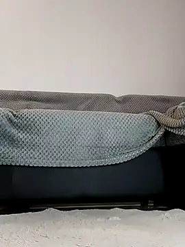 Viola sweet honey online show from November 13, 2025, 9:19 am