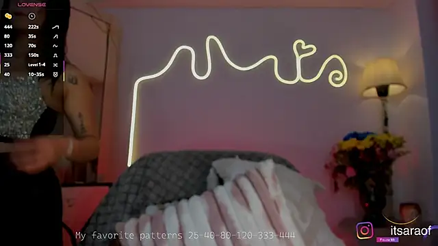 sara cruz011 online show from September 22, 2025, 11:29 pm