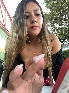 alana 69 online show from February 26, 2025, 7:27 pm