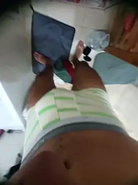 lilou  online show from February 4, 2026, 5:41 pm