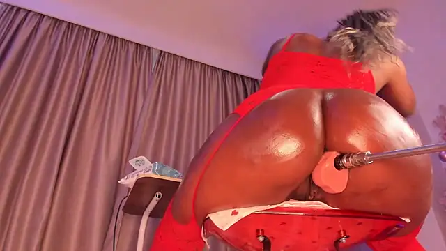 Snapshot of sugar-mirie chatting on October 18, 2025, 2:40 pm sugar-mirie online show from October 18, 2025, 2:40 pm