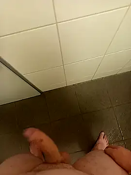 Ujlaki online show from February 6, 2026, 6:44 pm