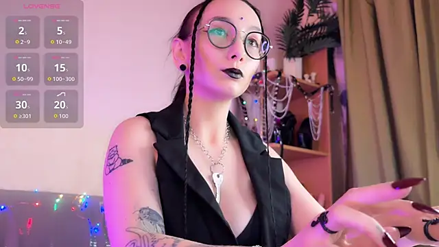 Snapshot of Jinhee_Noir chatting on December 13, 2025, 8:04 pm Jinhee Noir online show from December 13, 2025, 8:04 pm