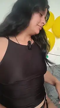 Snapshot of ZaraHoney chatting on October 2, 2025, 3:30 pm ZaraHoney online show from October 2, 2025, 3:30 pm