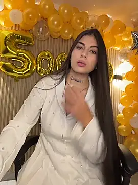 Sarasanders 4 online show from December 20, 2025, 5:58 am