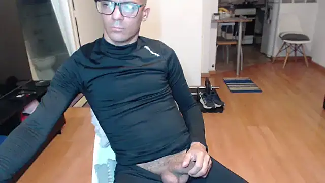 Snapshot of guachin_hunk chatting on April 9, 2026, 4:12 am guachin hunk online show from April 9, 2026, 4:12 am