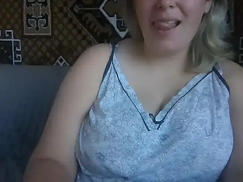 Snapshot of Diana_Britt chatting on September 20, 2025, 5:19 am Diana Britt online show from September 20, 2025, 5:19 am