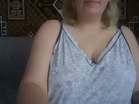 Snapshot of Diana_Britt chatting on September 24, 2025, 5:44 am Diana Britt online show from September 24, 2025, 5:44 am