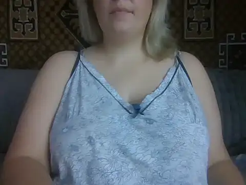 Snapshot of Diana_Britt chatting on October 1, 2025, 7:36 am Diana Britt online show from October 1, 2025, 7:36 am