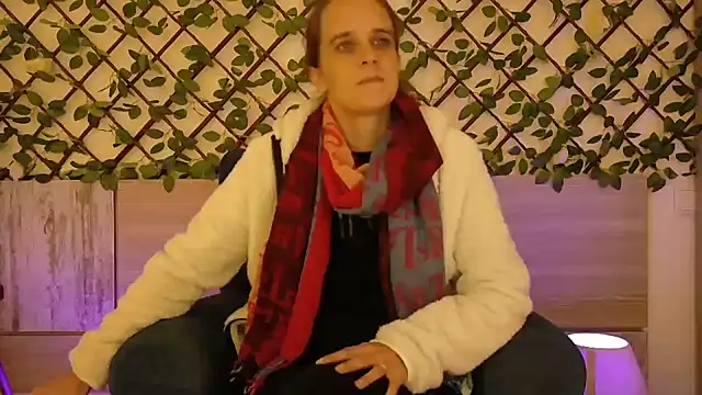 Snapshot of LadyChantale chatting on October 20, 2025, 7:53 am LadyChantale online show from October 20, 2025, 7:53 am