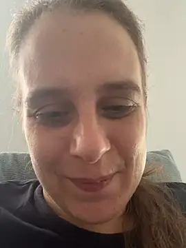 LadyChantale online show from June 20, 2026, 5:32 am