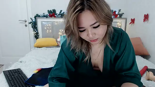 Snapshot of viki_lizzi chatting on January 15, 2025, 7:15 am viki lizzi online show from January 15, 2025, 7:15 am