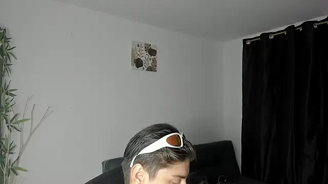 Giordano Russo online show from December 13, 2024, 4:54 am