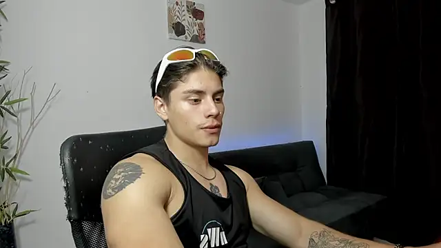 Giordano Russo online show from December 15, 2024, 2:52 am
