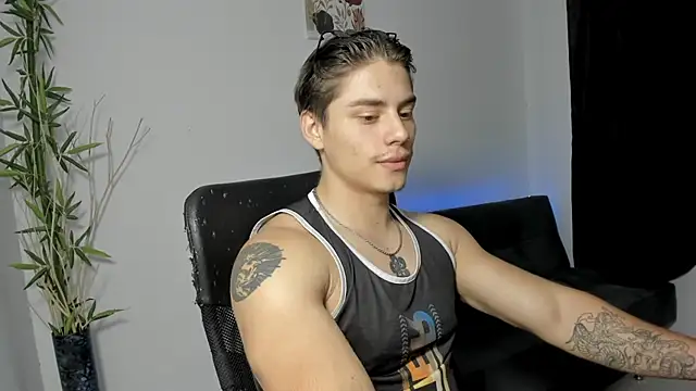 Giordano Russo online show from December 19, 2024, 3:29 am