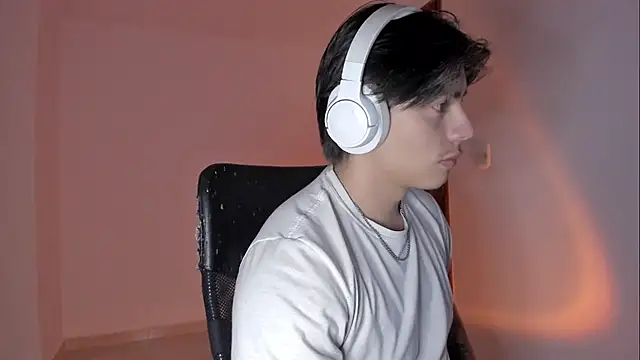 Giordano Russo online show from October 28, 2025, 4:16 am