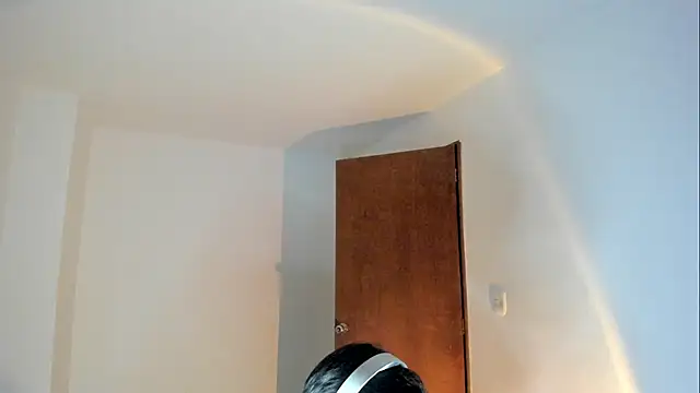 Snapshot of Giordano_Russo chatting on November 2, 2025, 2:25 am Giordano Russo online show from November 2, 2025, 2:25 am