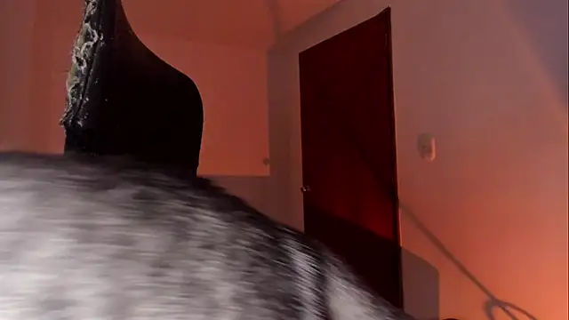 Snapshot of Giordano_Russo chatting on November 25, 2025, 10:43 pm Giordano Russo online show from November 25, 2025, 10:43 pm