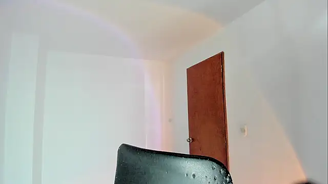 Snapshot of Giordano_Russo chatting on January 10, 2026, 6:42 pm Giordano Russo online show from January 10, 2026, 6:42 pm