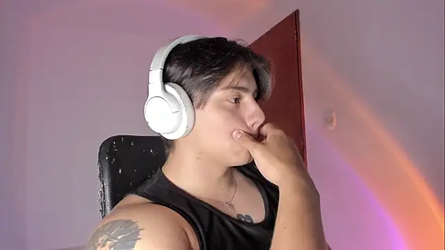 Giordano Russo online show from March 18, 2026, 9:40 pm