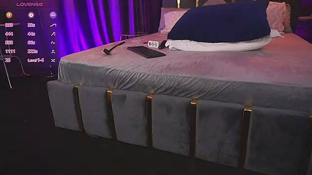 Snapshot of EmpressDesires chatting on September 20, 2025, 2:34 am EmpressDesires online show from September 20, 2025, 2:34 am