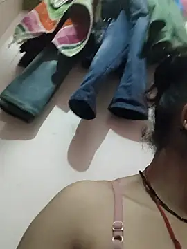 Snapshot of maahi-satva chatting on October 24, 2025, 10:22 am maahi-satva online show from October 24, 2025, 10:22 am