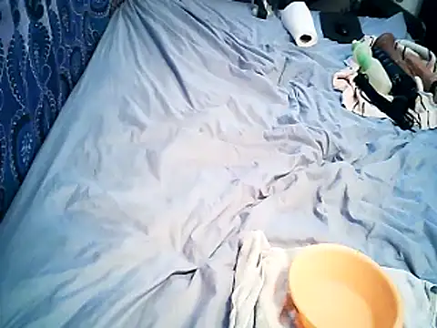 Snapshot of Manulingus chatting on March 7, 2026, 4:42 am Manulingus online show from March 7, 2026, 4:42 am