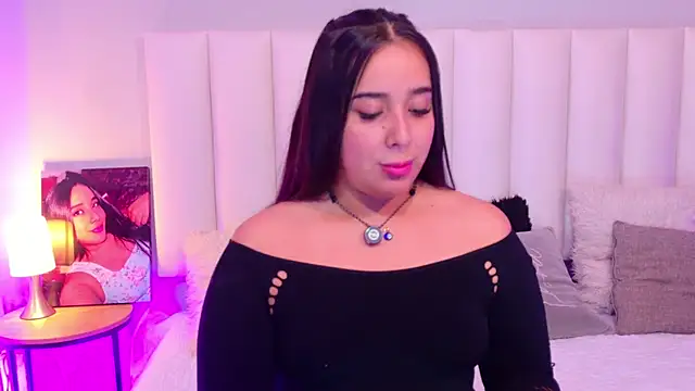 ValenScott1 online show from June 16, 2026, 12:08 pm