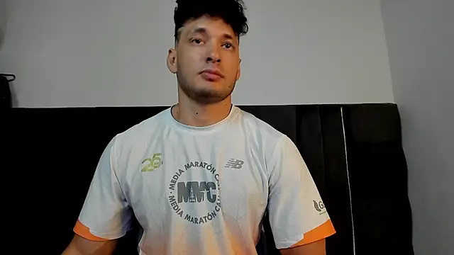 alejandro  2 online show from March 3, 2026, 4:13 pm