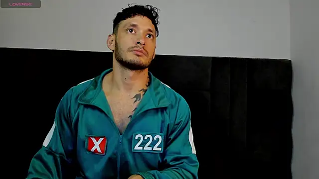 alejandro  2 online show from May 5, 2026, 5:43 pm