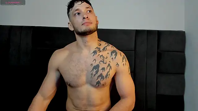 alejandro  2 online show from May 12, 2026, 6:27 pm