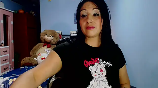 Snapshot of sahtlove1 chatting on March 4, 2026, 10:27 pm sahtlove1 online show from March 4, 2026, 10:27 pm