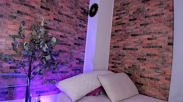 Lucy fit online show from December 19, 2024, 5:07 am