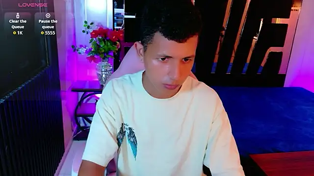 boy bigcock24cm online show from May 6, 2026, 4:08 am