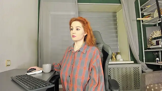 -Aariella- online show from June 9, 2026, 9:37 pm
