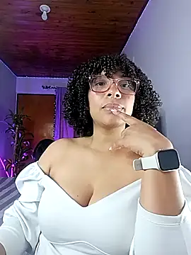 DannaBerry online show from September 29, 2025, 4:12 pm