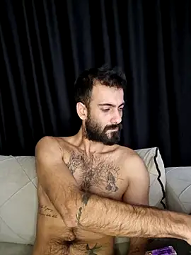 Snapshot of Drkats chatting on October 7, 2025, 11:07 am Drkats online show from October 7, 2025, 11:07 am