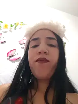 Chantalle Hot20 online show from December 14, 2024, 3:58 pm